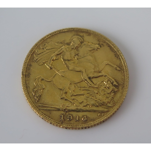 424 - A George V Gold Half Sovereign 1914