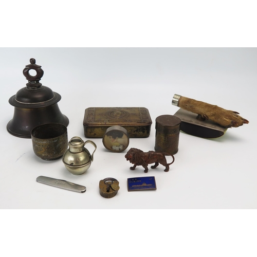 1141 - A World War One Princess Mary Christmas box, a bronze bell, brass bowl and jar and cover and other c... 