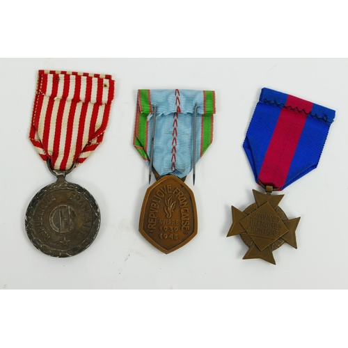 1351 - Three French World War II medals, includes Italian campaign medal (3).