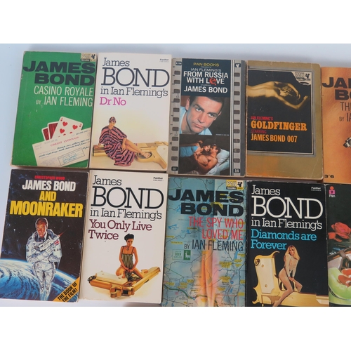 1409 - FLEMING (Ian), assorted James Bond paperbacks including Dr No, Thunderball, Moonraker, Gold Finger a... 