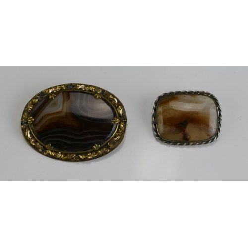 164 - Two 19th Century Agate Brooches, largest 54.5x40.6mm