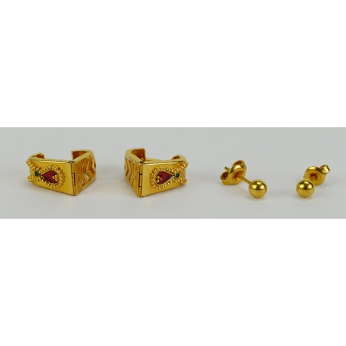 30 - A Pair of 18ct Gold Studs butterflies stamped 916 (1.34g) and a pair of Middle East precious yellow ... 