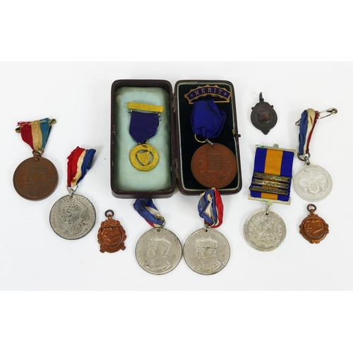 1637 - A collection of assorted commemorative Royal medallions, and other medallions