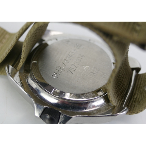 307 - An CWC Royal Navy Diver's Steel Cased Quartz Wristwatch, c. 41.8mm case, back engraved 0555/6645-99 ... 