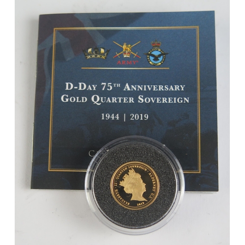 102 - A 2019 D-Day 75th Anniversary Gold Quarter Sovereign, boxed with COA