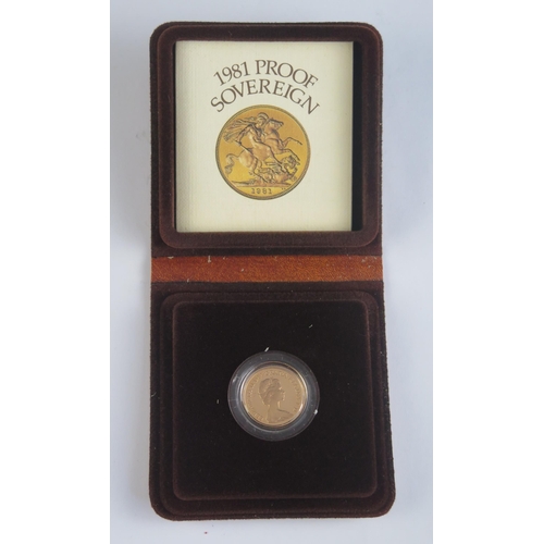 94 - An Elizabeth II Gold Sovereign 1981, cased with COA *ZERO VAT ON COMMISSION*