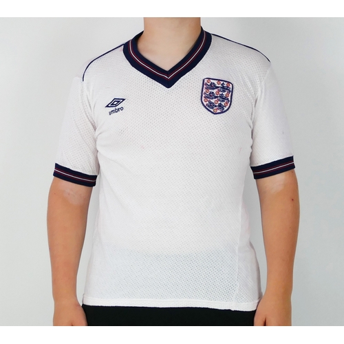 107 - A 1985 Umbro Airtex England shirt with No 10 to the back, possibly Trevors shirt worn in the Mexico ... 