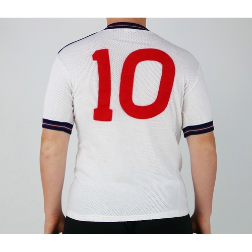 107 - A 1985 Umbro Airtex England shirt with No 10 to the back, possibly Trevors shirt worn in the Mexico ... 