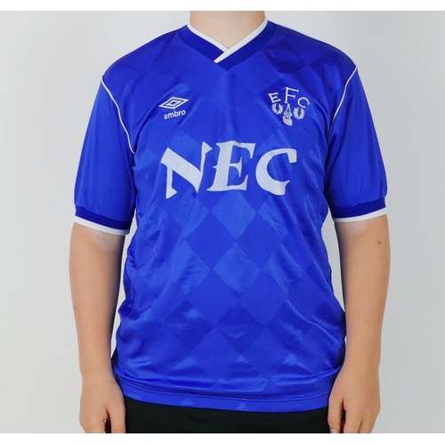 47 - An Everton Football Club 1986-87 season shirt that was possibly worn in the Dubai Champions Cup, Eve... 