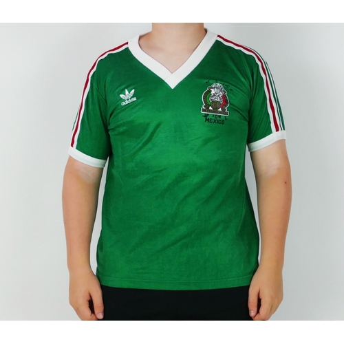 83 - A Mexico international shirt 1985, bears No. 16 for Munoz Remolina Carlos, friendly international on... 