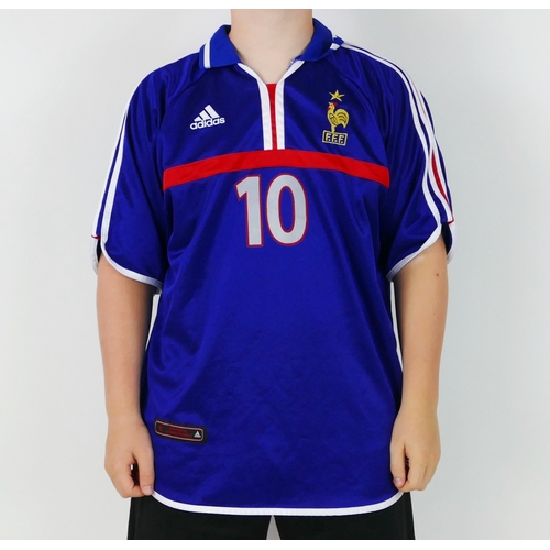 88 - A France International shirt 2000–2002 bears the No. 10 for Zinedine Zidane, possibly match worn. Fr... 