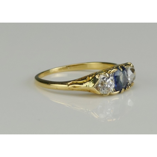 206 - An Antique Sapphire and Diamond Three Stone Ring in a high carat precious yellow metal setting, c. 6... 