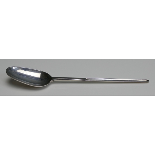 529 - A George II silver marrow scoop spoon, maker Edward Bennett I, London, 1735, 23.5cm long, 59gms, 1.9... 