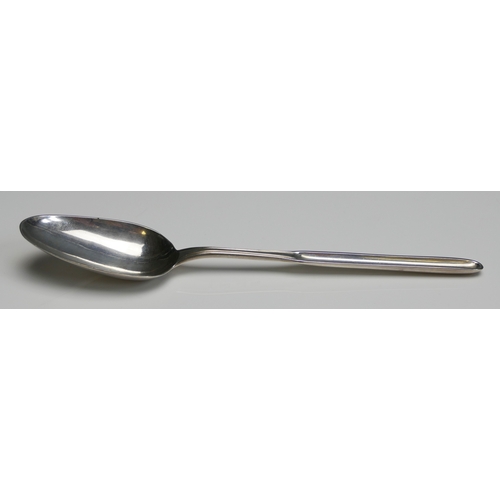 530 - A George III silver marrow scoop spoon, maker SW, London, 1778, 23cm long, 65gms, 2.09ozs