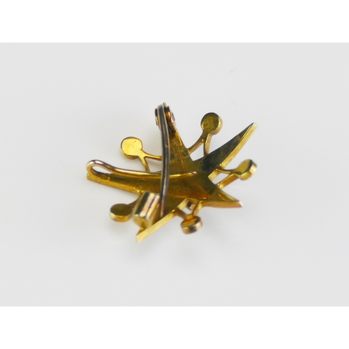 68 - An Antique High Carat Precious Yellow Metal and Split Pearl Star Brooch, 21.2mm diam., 2.87g