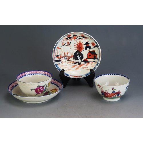 1849 - A late 18th century tea bowl possibly Newhall, with Chinoiserie decoration, a similar period tea bow... 