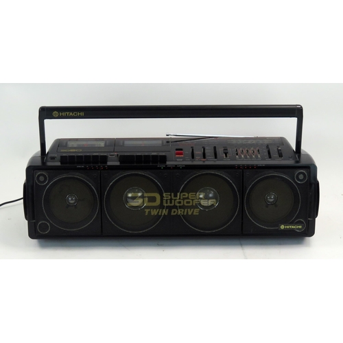 2071 - Hitachi 3D80 3D Super Woofer Boom Box Radio