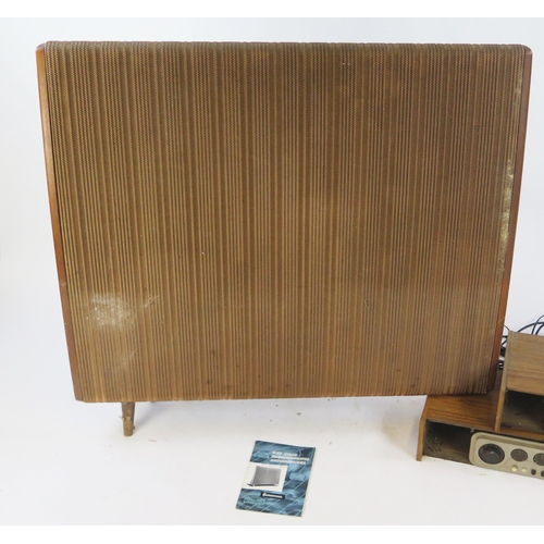 2082 - Quad Hifi Set Including FM Radio Tuner, Control Unit (both in wooden cases and Electrostatic Loudspe... 