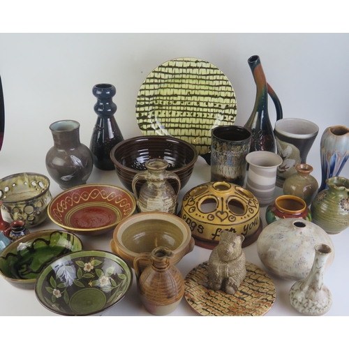 1235 - A Selection of Studio Pottery