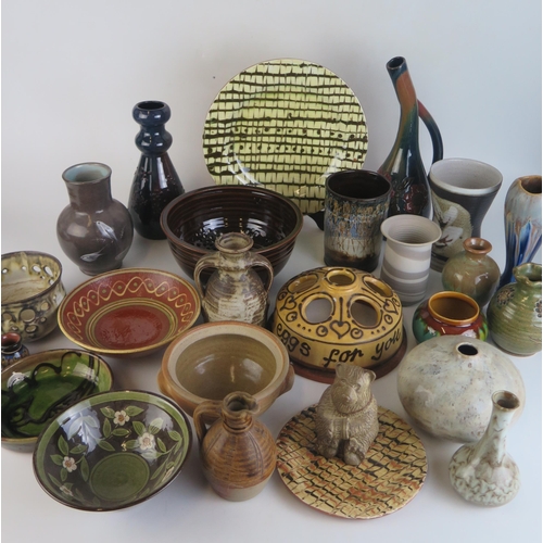 1235 - A Selection of Studio Pottery