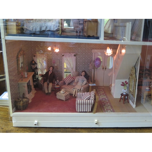 1395 - The Barrington Dolls House by Artply modelled after a real American town house, fully furnished and ... 