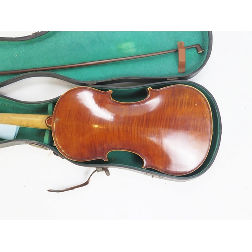 1731 - A German Violin, c. 1900-1910, full size 59.5cm, with bow and hard case