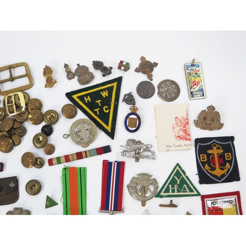 1806 - Five World War II medals including War Medal, Defence Medal, Africa Star, 1939-45 Star, Italy Star, ... 