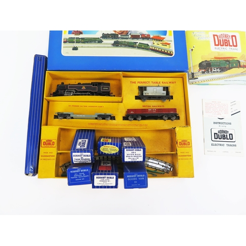 1329 - Hornby Dublo EDG18 Electric Goods Train Set with Class 4MT Tank Good Loco with various wagons, flat ... 