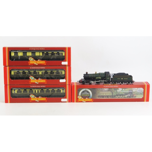 1331 - Hornby OO Gauge R392 GWR County Class Loco 'County of Bedford' 4-4-0, No. 3821 together rake of 3 GW... 