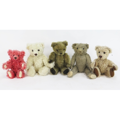 1365 - Teddy Bear Group including, Steiff 666063 Great White Way, Steiff pink bear, another modern mohair b... 