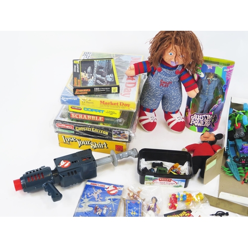 1380 - Collection of Vintage Toys & Collectables Including Teenage Mutant Ninja Turtles, Child's Play Chuck... 