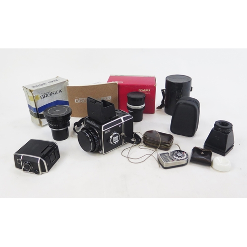 1410 - Zenza Bronica EC-TL Camera Body with x2 EC film back magazines, Nikkor-D 40mm f/4 lens, Komura 150mm... 