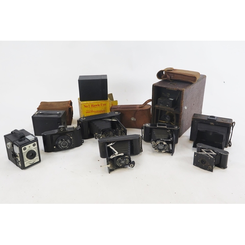 1427 - Vintage & Antique Camera Group including Fallowfield, Coronet Super-flash, Kodak No. 2 Brownie, Koda... 