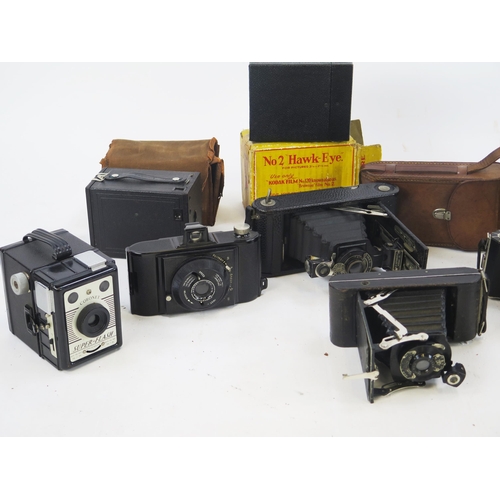 1427 - Vintage & Antique Camera Group including Fallowfield, Coronet Super-flash, Kodak No. 2 Brownie, Koda... 