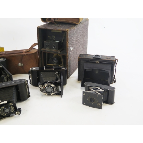 1427 - Vintage & Antique Camera Group including Fallowfield, Coronet Super-flash, Kodak No. 2 Brownie, Koda... 