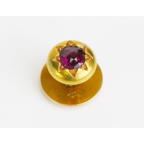 39 - An Antique Tiffany & Co. Precious Yellow Metal and Paste Stud, KEE tests as 18ct, 3.65g.  UNLESS OTH... 