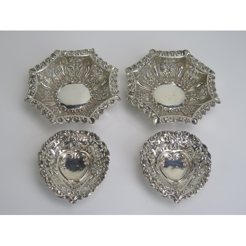 A pair of Edward VII silver bon bon dishes, maker L & W, Birmingham ...