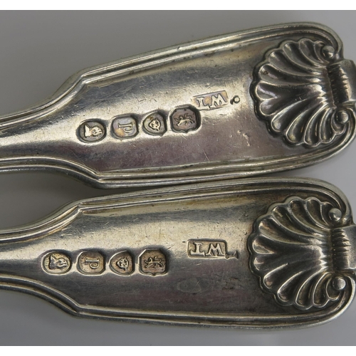 626 - A part set of William IV silver Fiddle Thread & Shell pattern spoons, maker William Theobalds, Londo... 