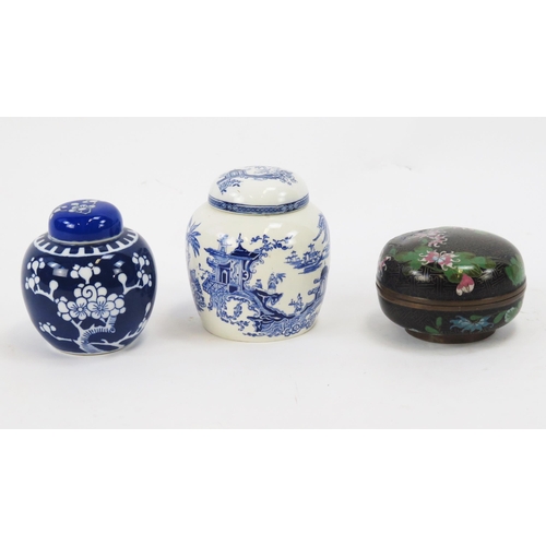 1144 - A Chinese style blue and white ginger jar and cover, 13cm high, a cloisonné bowl and cover, 12cm dia... 