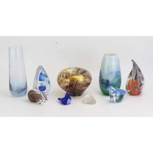 1198E - A Selection of Studio Glass including two by Ingrid Pears MBS, one entitled Christmas 2002 with indi... 