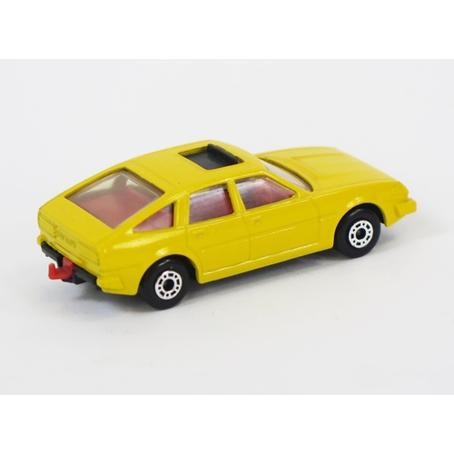 1122 - Matchbox Lesney Superfast No. 8 Rover 3500 colour trial/pre-production in yellow with red interior, ... 