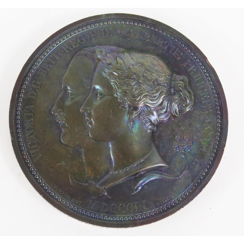 1235 - Great Exhibition Council bronze medal, 1851, by W. Wyon and J.F. Domard. Obv: Conjoined busts of Que... 