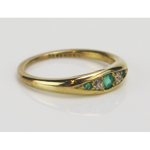 206 - An Antique 18ct Gold, Emerald and Old Cut Diamond Five Stone Ring, c. 2.7mm principal stone, size M.... 