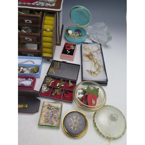 331 - A Selection of Silver and Costume Jewellery including a sliver hinged bangle and rings, gold plated ... 