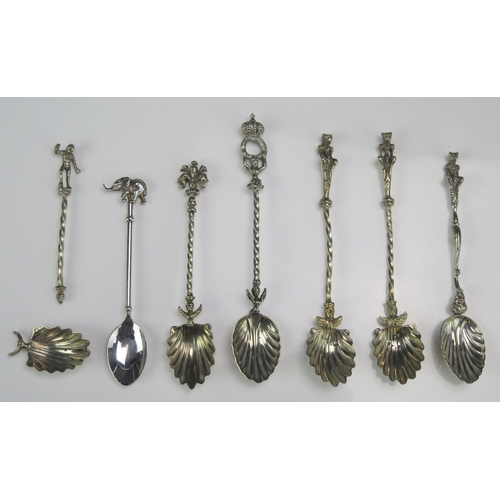 543 - A collection of assorted continental silver teaspoons, total weight of silver 82gms, 2.65ozs.