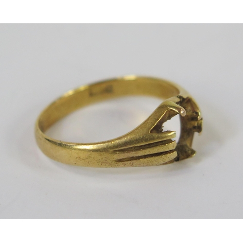 126 - An 18ct Gold Ring, 4.25g. A/F
