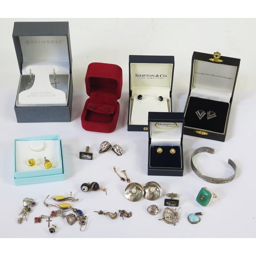 132 - A Selection of 9ct Gold and Silver Earrings, etc.