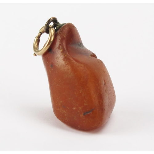 207 - An Amber Pendant, c. 35x23.5mm without mount, 9.66g