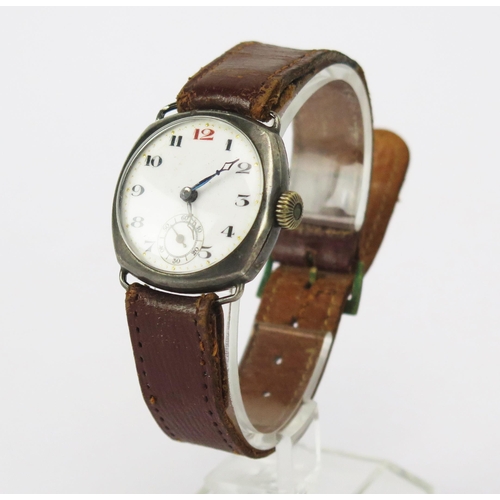 223 - A Gent's Silver Cased Manual Wind Wristwatch with 15 jewel movement. Needs attention