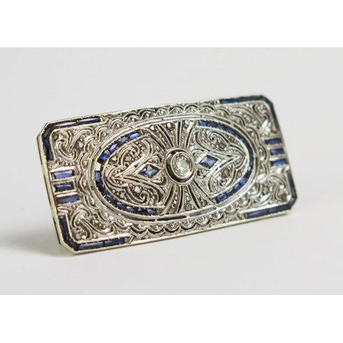 3 - An Antique Sapphire and Diamond Brooch in a precious yellow and white metal millegrain setting, 40.1... 